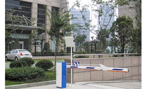 RFID超高頻閱讀器UR5206應用于車輛管理