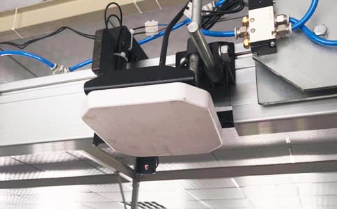 RFID超高頻天線UA1313應用于智能制造產線管理